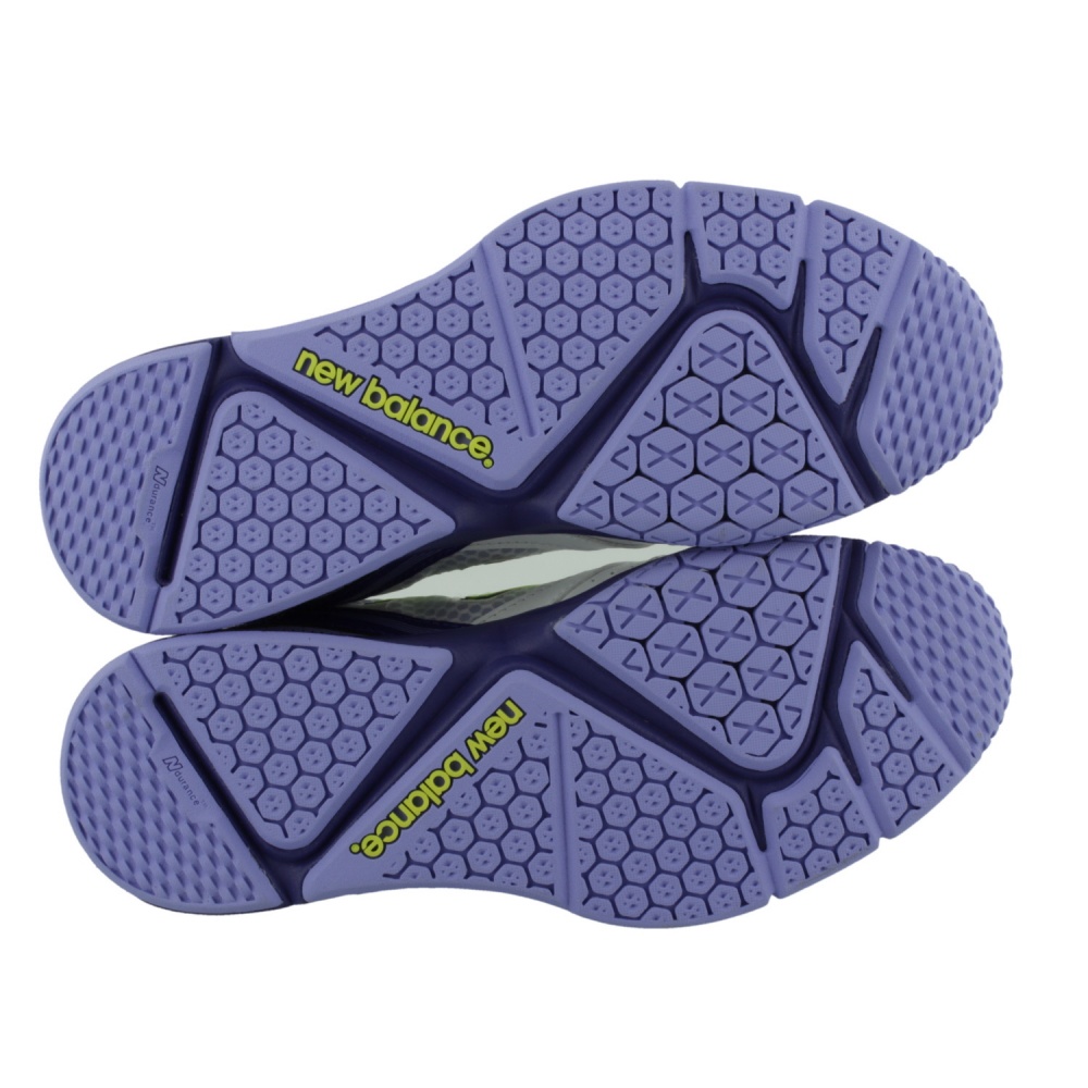 new balance netball shoes